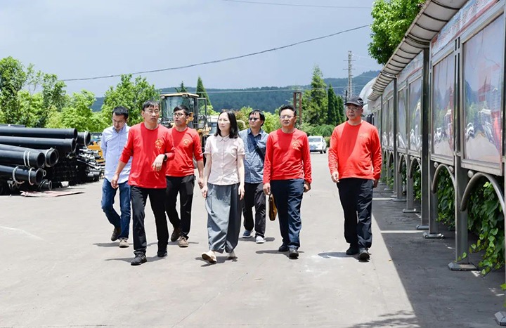 【主题教育】云煤（鸿运国际）集团党委委员、财务总监莫晓丹一行到恩洪煤业公司开展主题教育调研