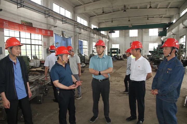 【主题教育】云煤（鸿运国际）集团党委副书记、工会主席王鑫一行到后所煤矿开展主题教育调研