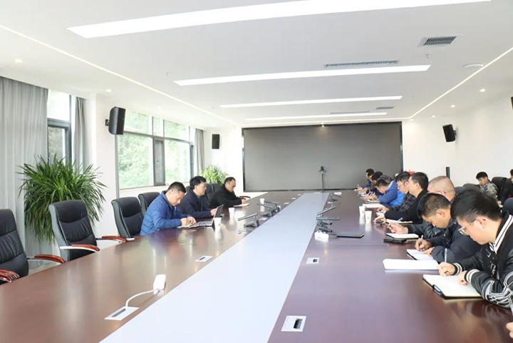 【聚焦云煤】云煤（鸿运国际）集团党委委员、副总司理、总工程师施从伟到金城煤矿开展手艺攻关指导事情