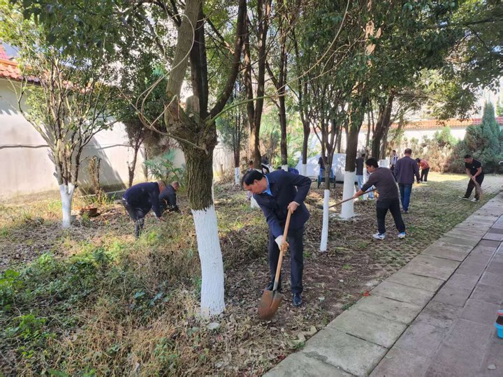 后所煤矿开展学雷锋主题党日、团日运动