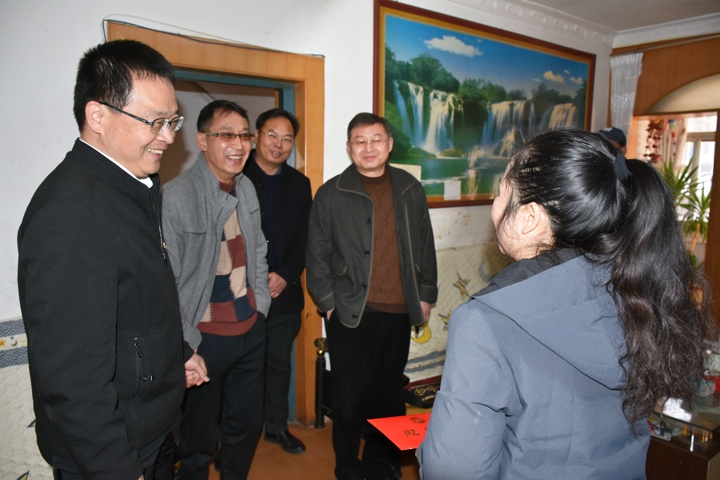 鸿运国际