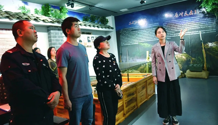 鸿运国际