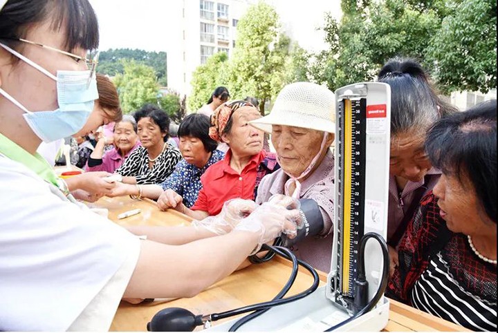 鸿运国际