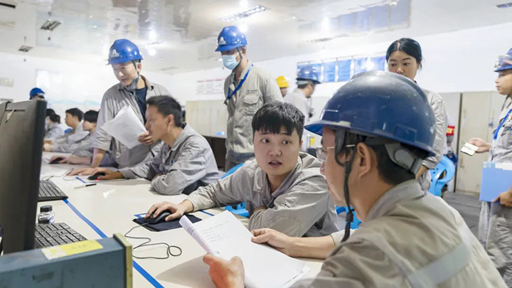 鸿运国际