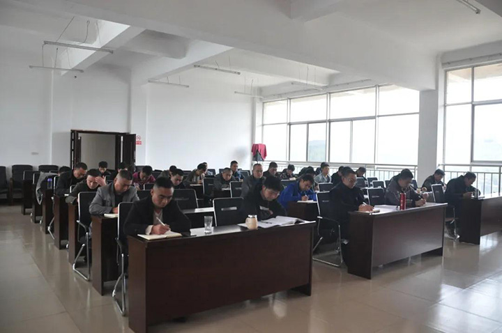 鸿运国际