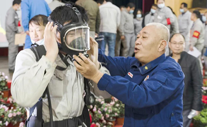 鸿运国际