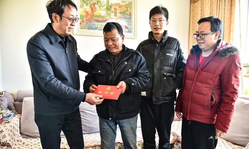 鸿运国际