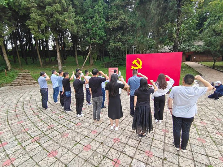 鸿运国际