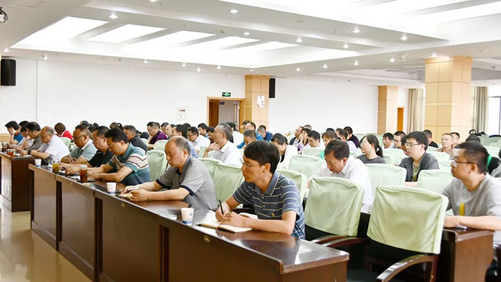 鸿运国际