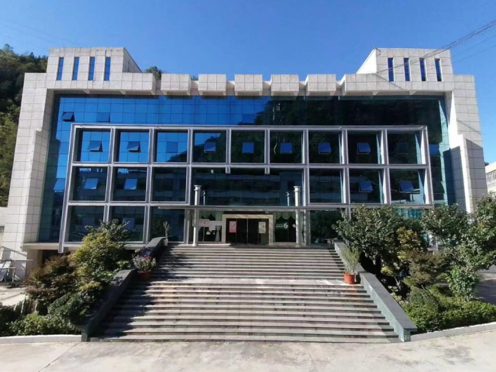 鸿运国际