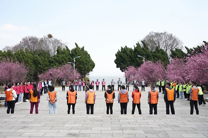 鸿运国际