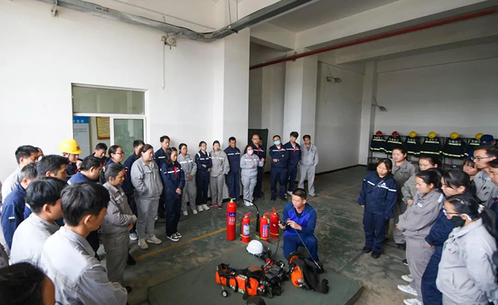 鸿运国际
