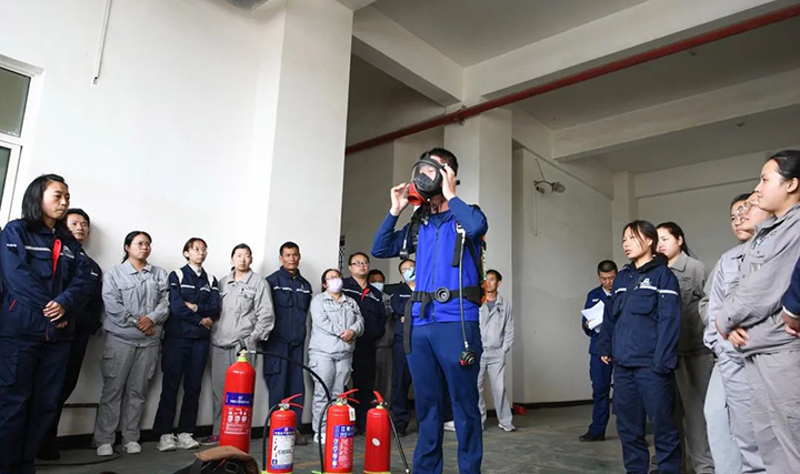 鸿运国际