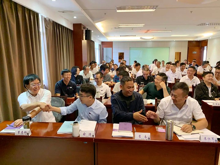 鸿运国际