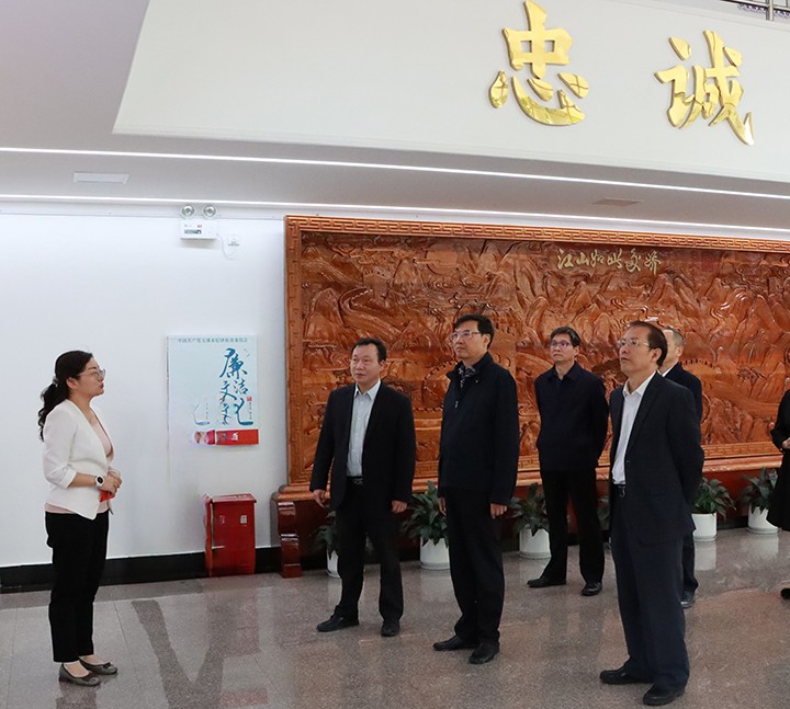 鸿运国际